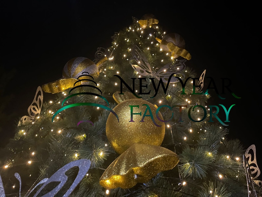 Новогодняя елочная игрушка Конфетка