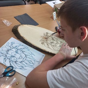 Нажмите, чтобы отредактировать изображение