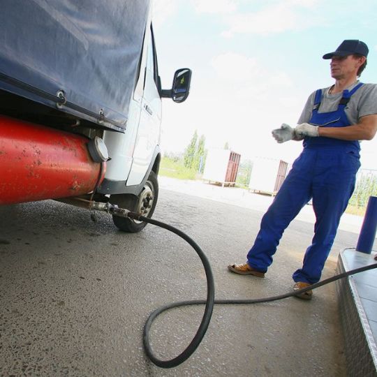 Автомобильная газозаправочная станция