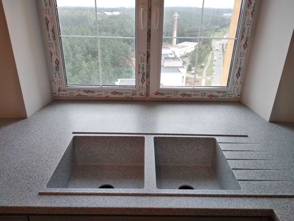 Подоконник с раковиной