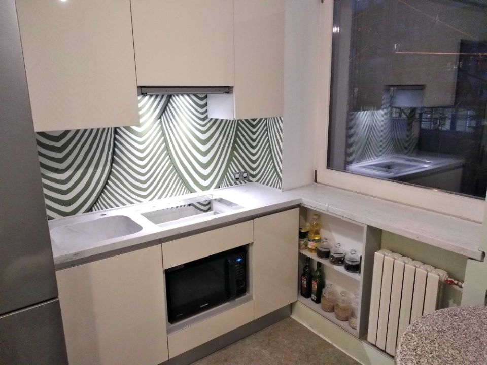Столешница на кухню с подоконником