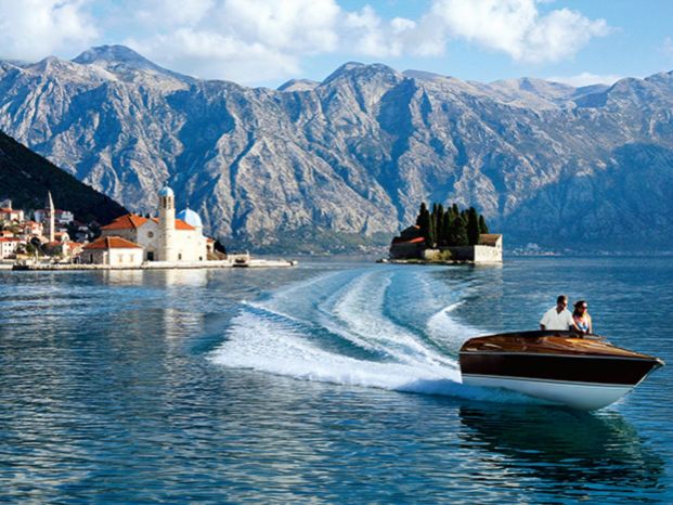 Яхта Черногория