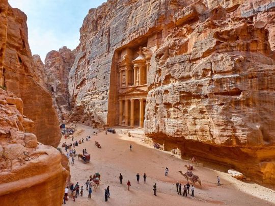 Тур в храм сокровищьницы Иордании