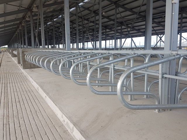 Агровельт. Оборудование для животноводческих комплексов