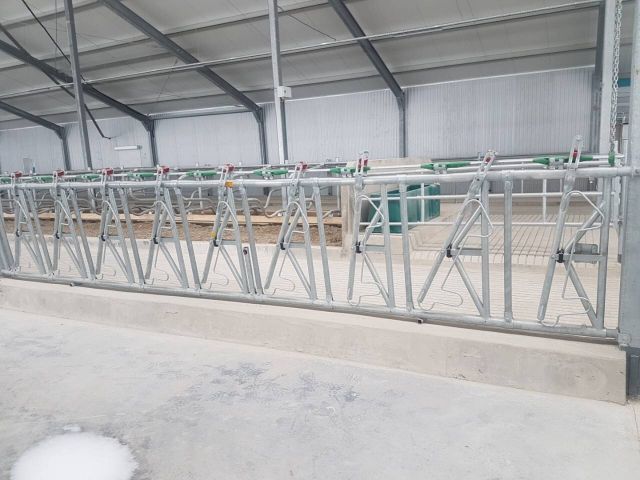 Агровельт. Оборудование для животноводческих комплексов