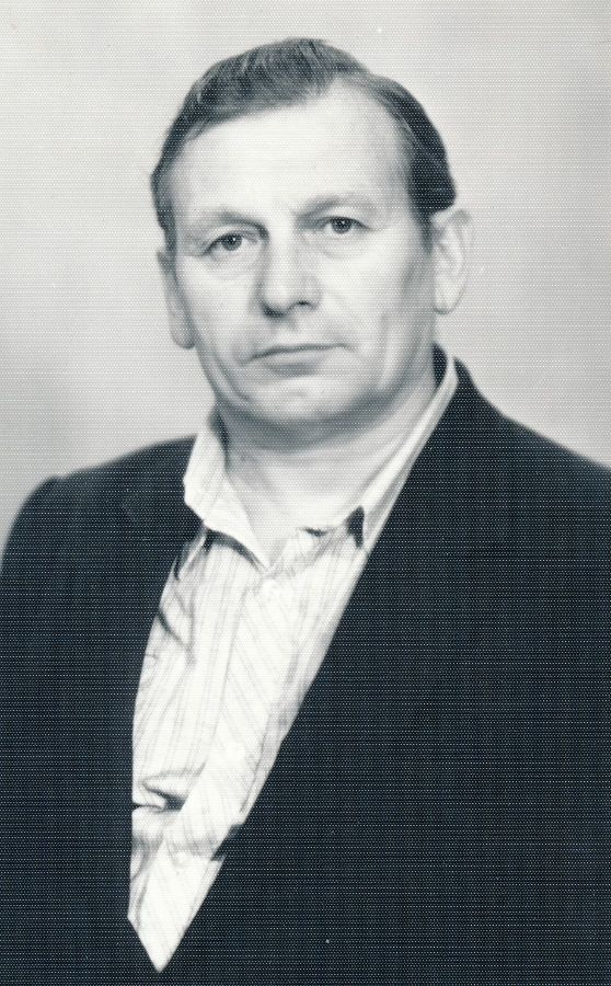 Повененко Евгений Михайлович Слесарь