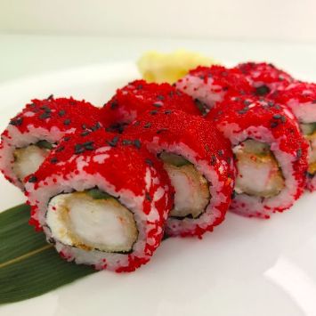 Калифорния с креветкой темпура