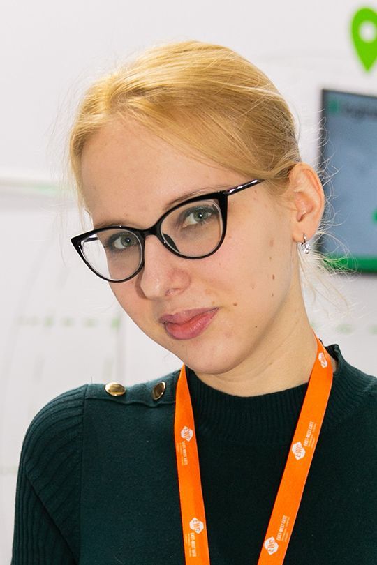 Елена Роо
