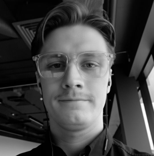 Данил Ермолаев