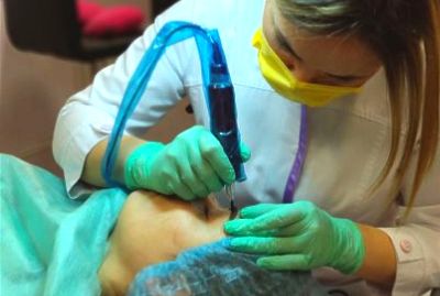 отработка техники перманентного макияжа на моделях