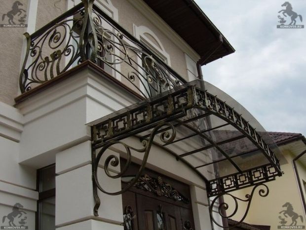 Кованый козырек