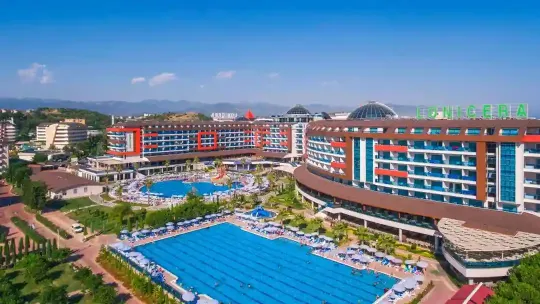 Лонисера Резорт