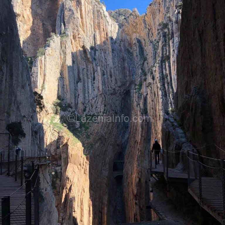 Walking between two mountains