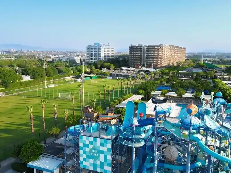 Nirvana Cosmopolitan