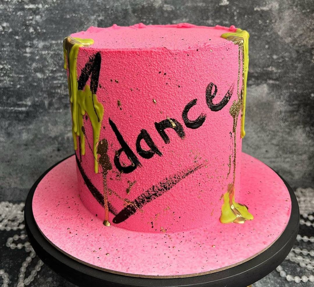 Детский торт на День рождения для девочки на 7 лет - Dance 4 кг