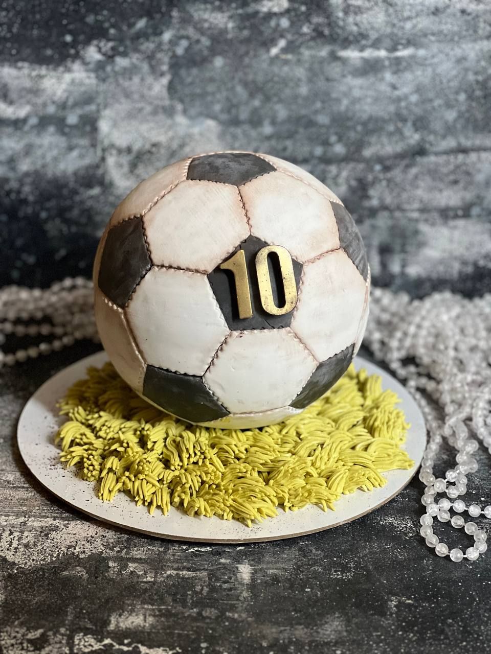 Детский торт на День рождения для Мальчика футболиста на 10 лет - Футбольный мяч 3кг