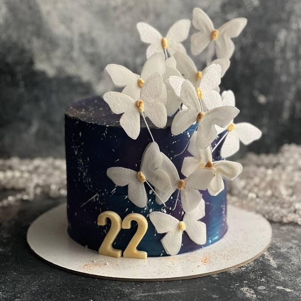 Женский торт на День рождения -  2кг