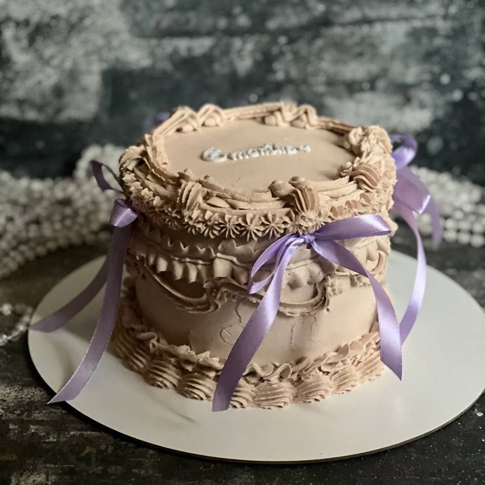 Женский торт на День рождения  3кг