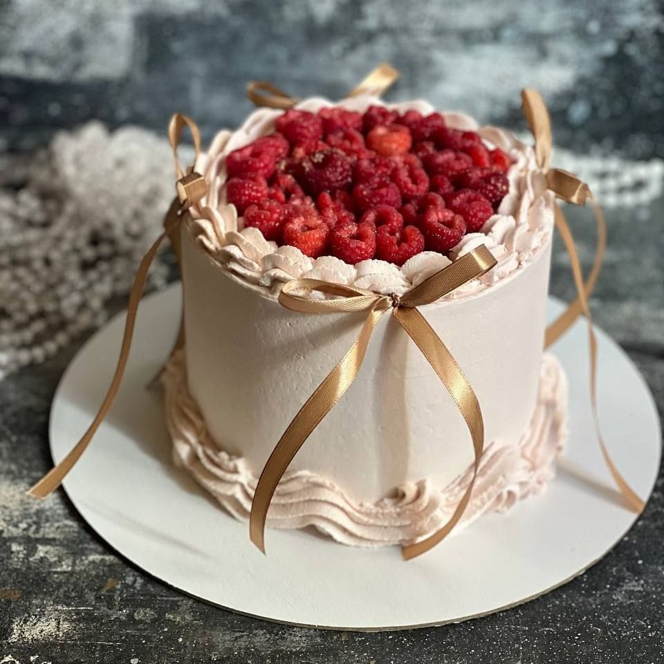 Женский торт на День рождения - Мамочке 2кг