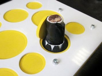 Герметизация и огнезащита кабеля в мембранной кабельной проходке UM O-System