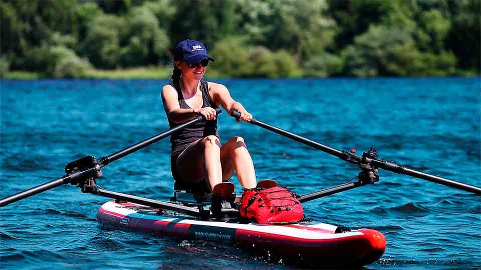 Гребная система RowVista® для академической гребли лицом вперед  на доске Airdeck MOJO 18. Управляемый угол наклона лопасти. Устанавливается на лодки Row on, надувные или жесткие доски SUP, каяки, байдарки, каноэ и гребные лодки. ROWonAIR® - сделано в Австрии.