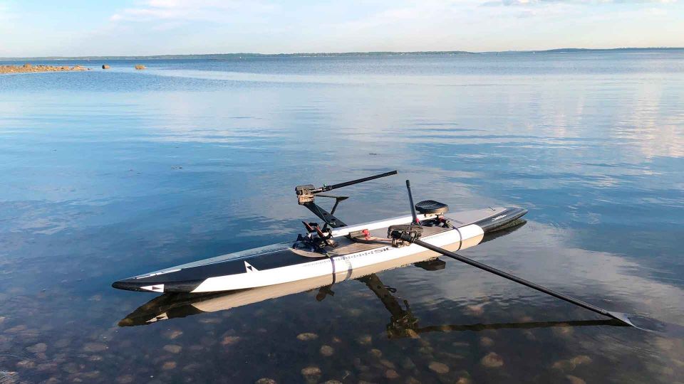 Гребля лицом вперед. Гребная система RowVista® на доске SUP. ROWonAIR® - оборудование для академической гребли на надувных досках, SUP, каяках, байдарках, каноэ и гребных лодках совместимо с большинством бордов Stand Up Paddle