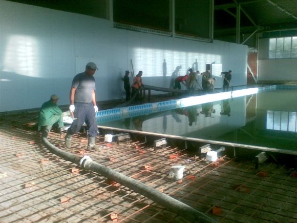 строительство панельного бассейна procopi