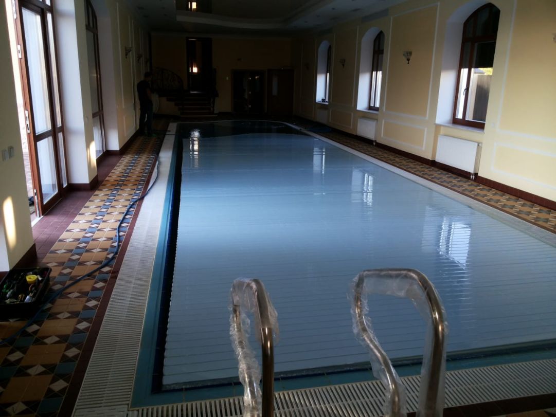 Жалюзи для бассейна в Москве