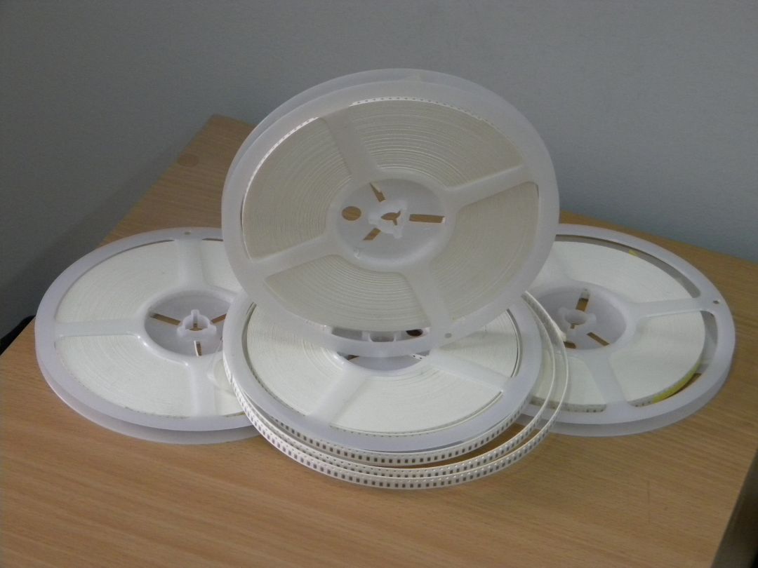 Чип-резисторы в ленте