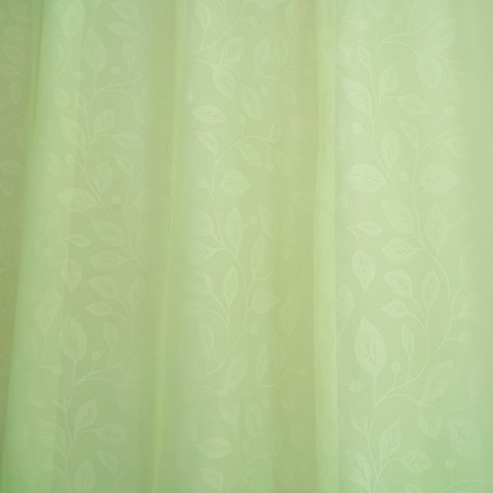 Вуаль с тиснением: листья