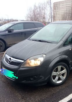аренда Opel Zafira