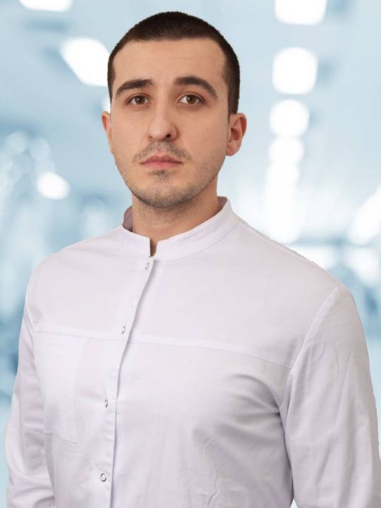 Офтальмохирург Тигиев Мурат Вячеславович