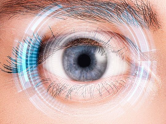 Анизометропия: почему один глаз видит хуже другого