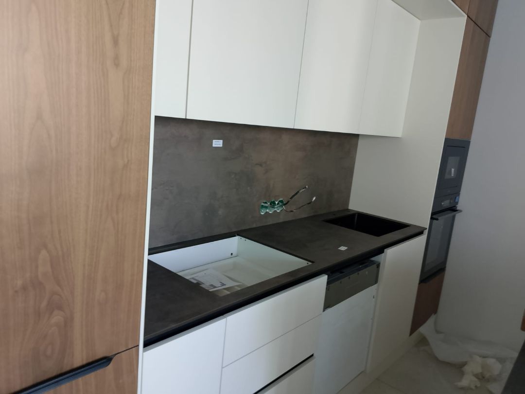 столешница и стеновая панель (фартук) из компакт плиты slotex