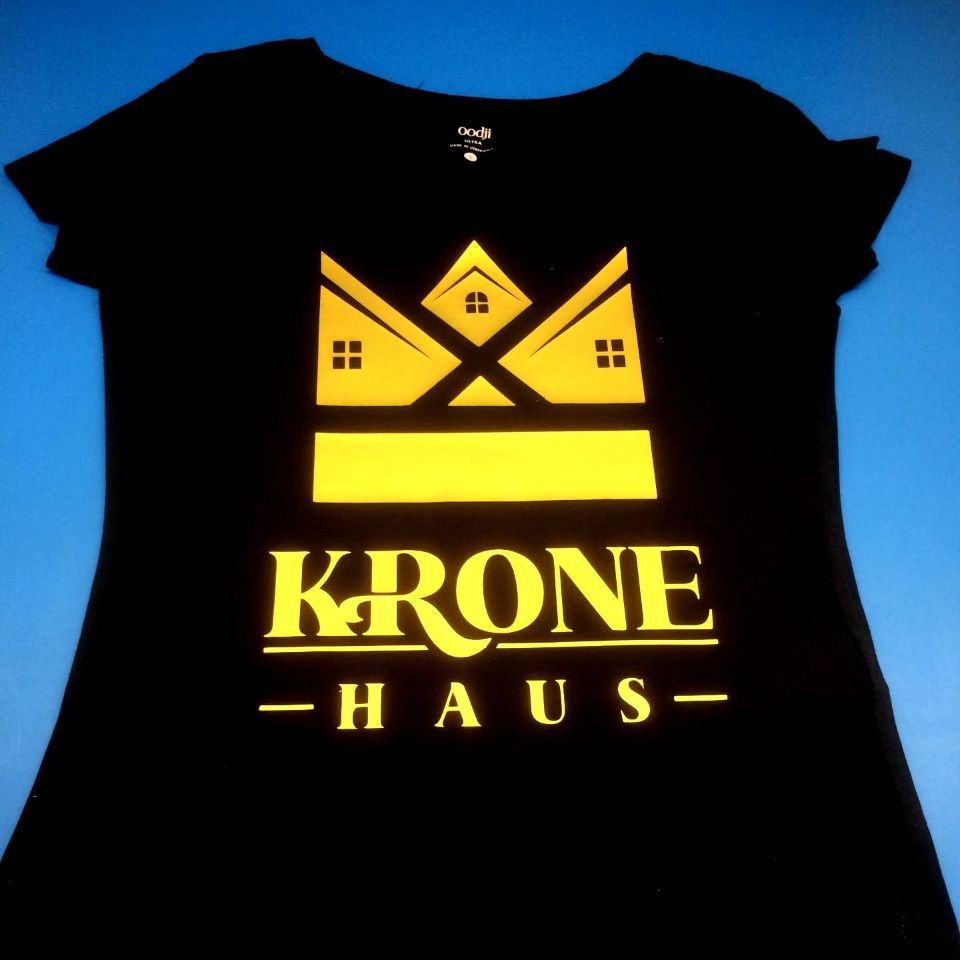 Печать золото на футболке