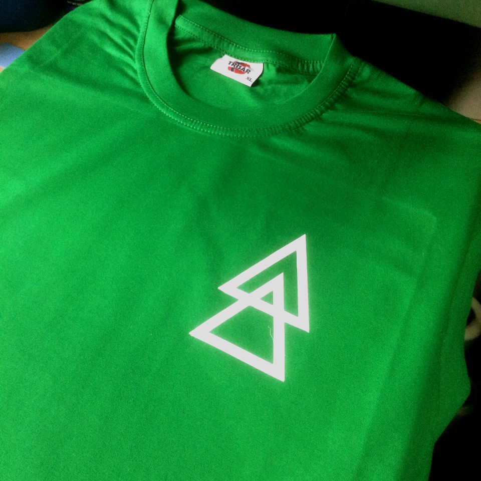 Заказать логотип на футболку