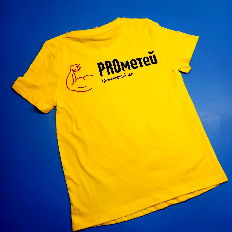 Печать логотипа пленкой на футболке