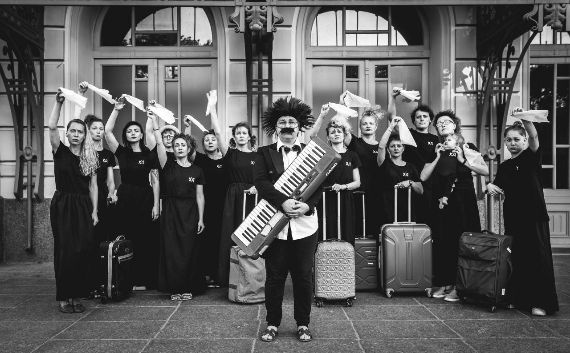 хор дурацкого