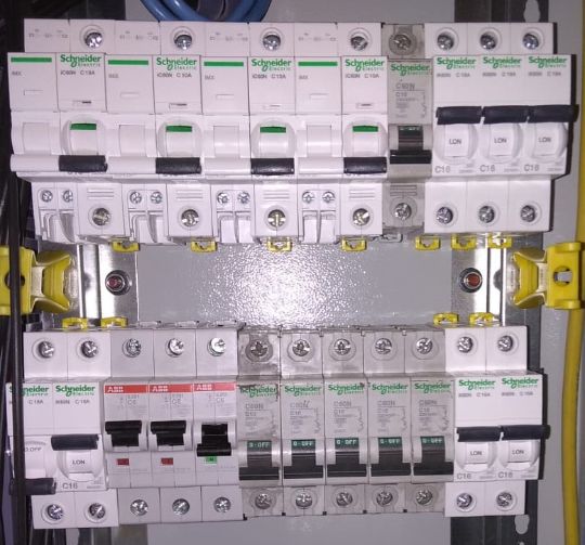 Поставка импортных комплектующих