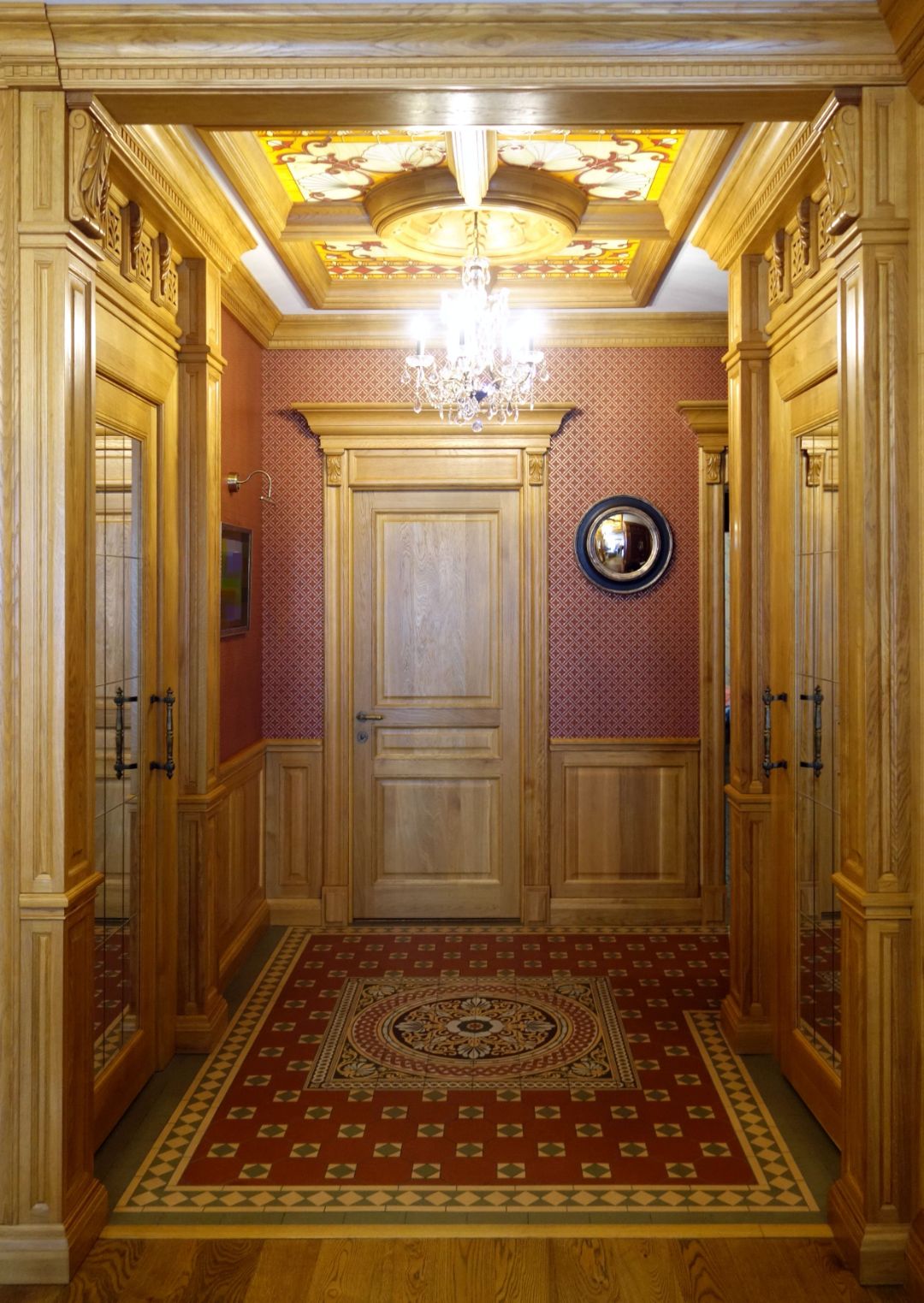 Витраж в потолок