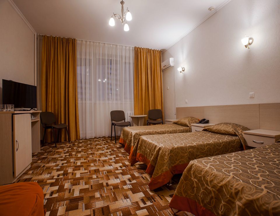 Room for 3 persons with a balcony sanatorium Rus