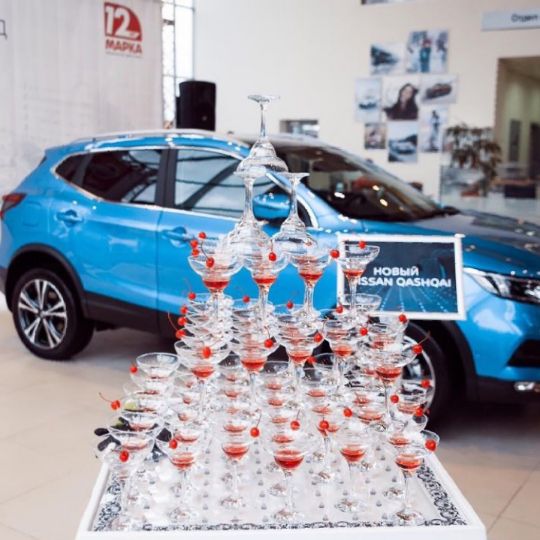 пирамида из бокалов казань