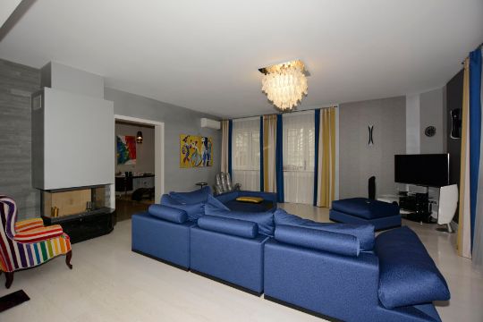 Таунхаус в стиле абстракционизм