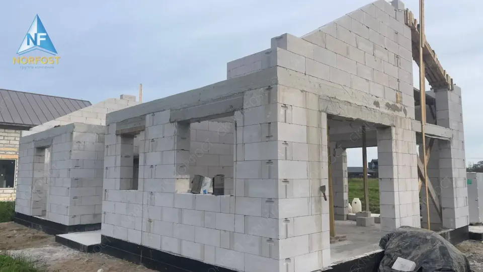 Строительство дома из газобетонных блоков в СПб NF 01