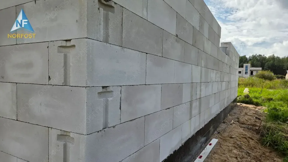 Строительство дома из газобетонных блоков в СПб NF 01