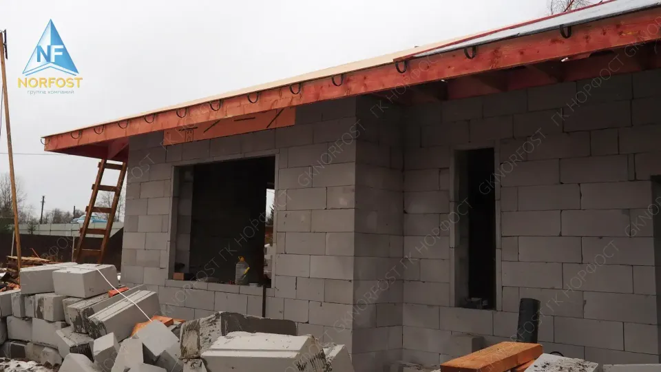 Строительство одноэтажного дома в Кингисеппе из газобетонных блоков