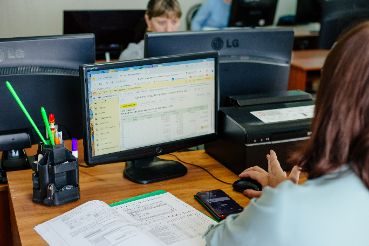 на занятии по бухгалтерскому учету