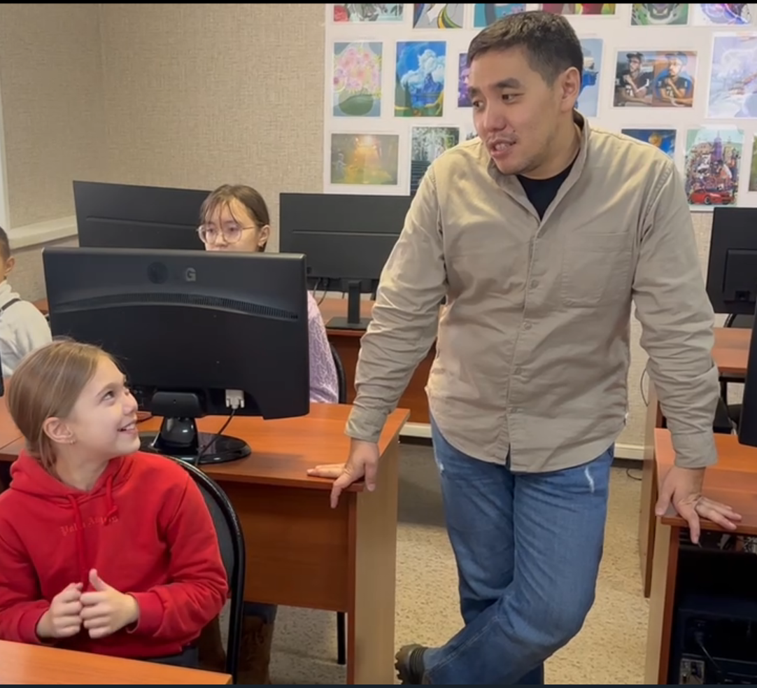 Малакшинов Михаил Владимирович- педагог scratch