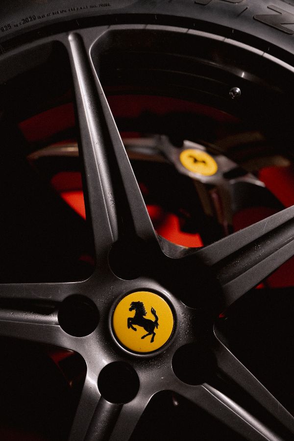 Porsche vs Ferrari