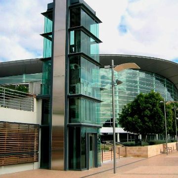 Уличный панорамный лифт